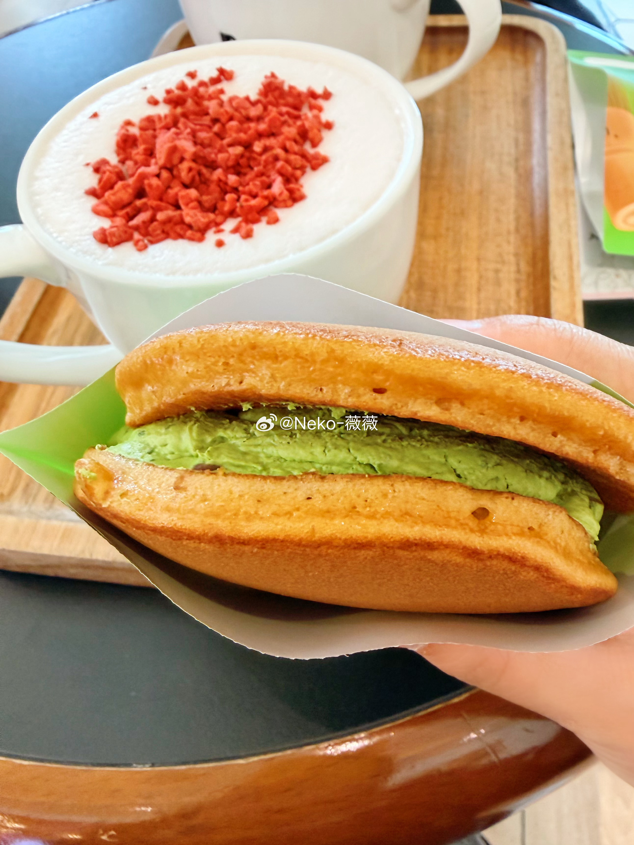 泽田本家的铜锣烧一如既往的好吃😋最喜欢的就是抹茶味了～ 