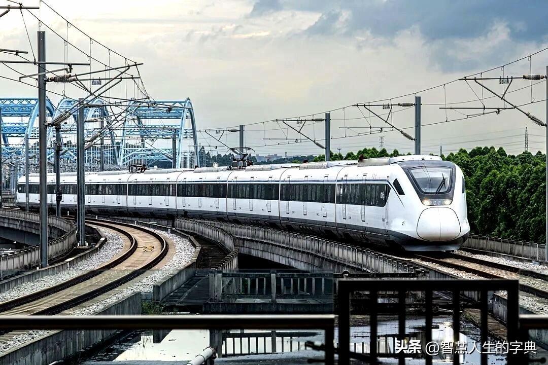 泸州与永川建设市域铁路暂不具备条件，本质是功能定位、既有运力、经济门槛、跨省市协