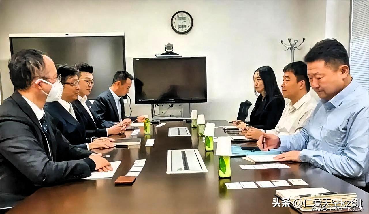 6.29日本彻底炸锅！一场4人小会面，暴露日方全部算计
 
6月22日华春莹会见