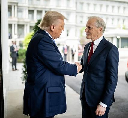 挪威躺着中枪，特朗普把用武力占有格陵兰岛归罪于不发他诺贝尔和平奖。最近，特朗普致