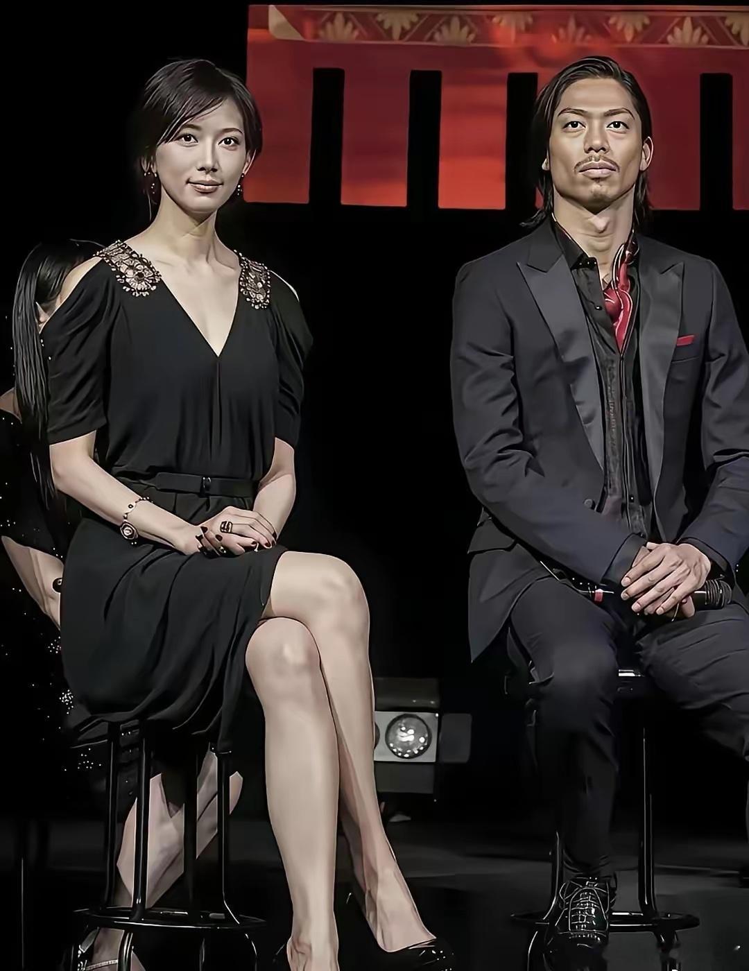 林志玲到底看上他什么了，这么多年我还是没想通。 