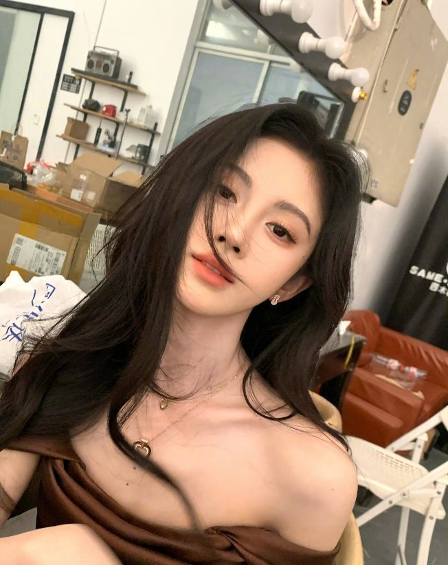 鞠婧祎 jjy鞠婧祎苏绿夏 风声越大 思念越长 爱意越久