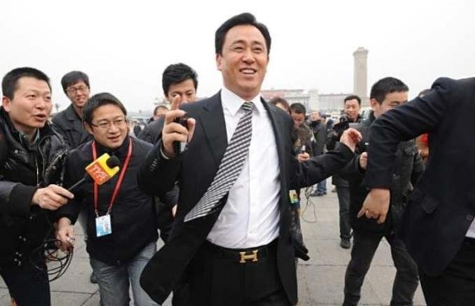 美国人的香橼公司非常邪恶，发布了57页的做空报告，导致恒大股价暴跌约20%，幸好