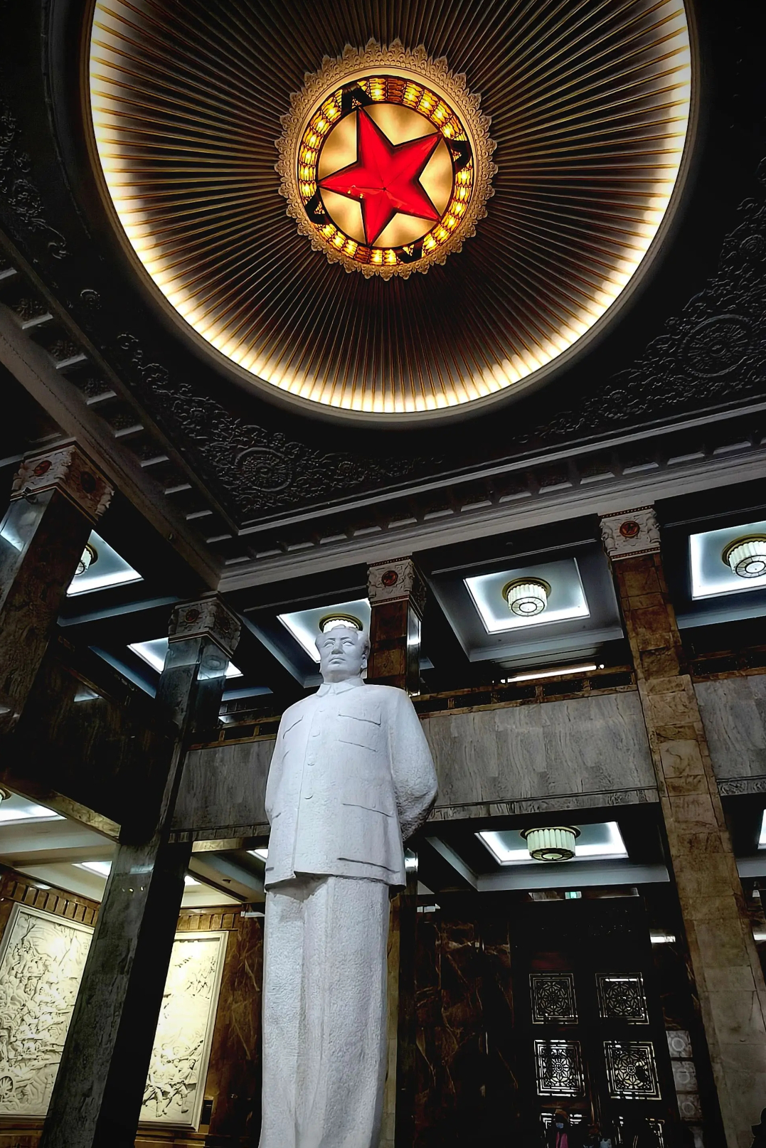 晚安，同志们。 