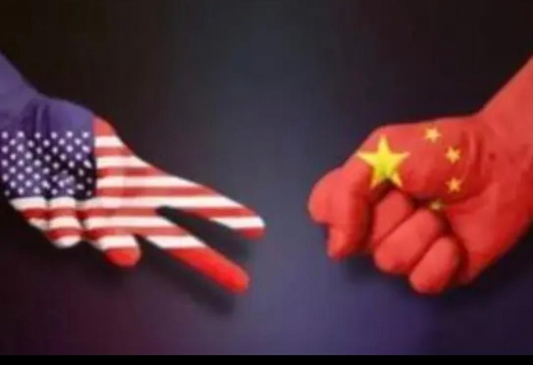 中国：谁把武器运进台湾，谁就是对
          中国的武装侵略！
美国：拦