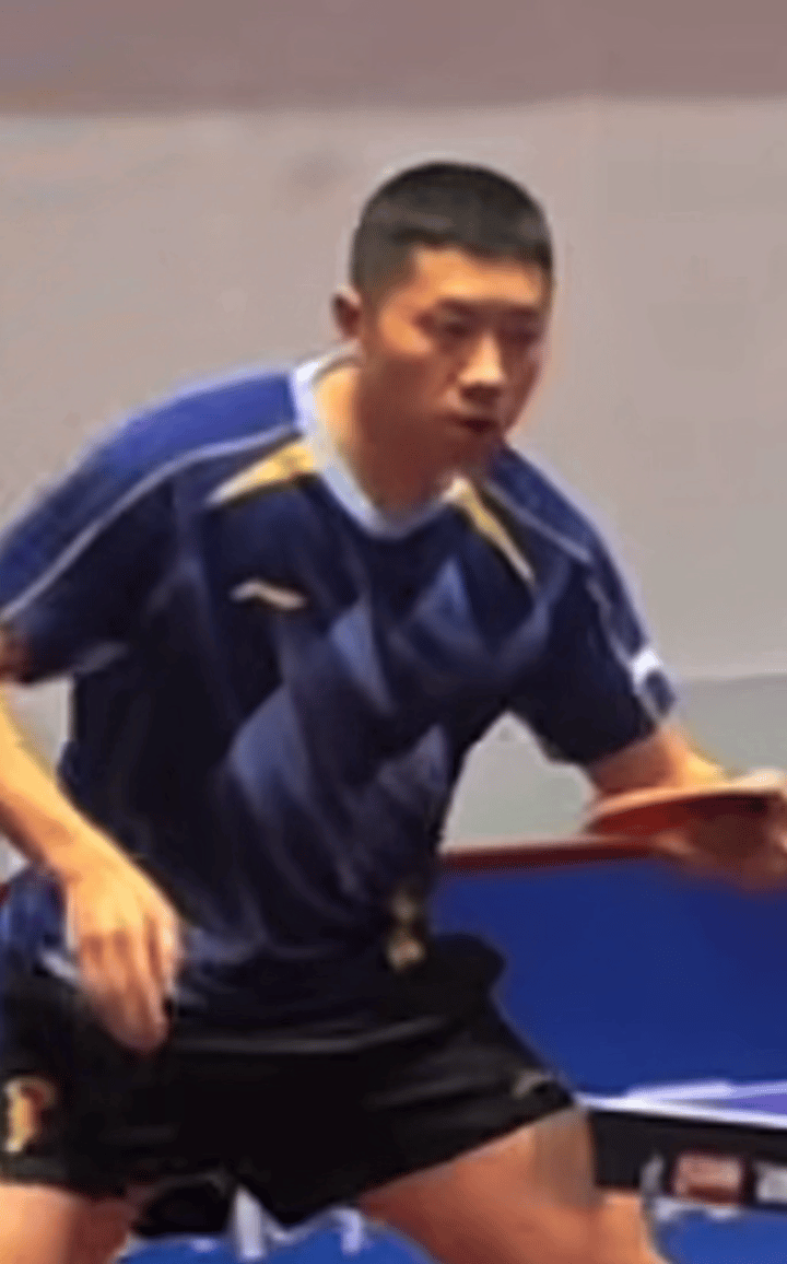 能不能找出蛇儿的托尼我有一个大逼兜想给他 