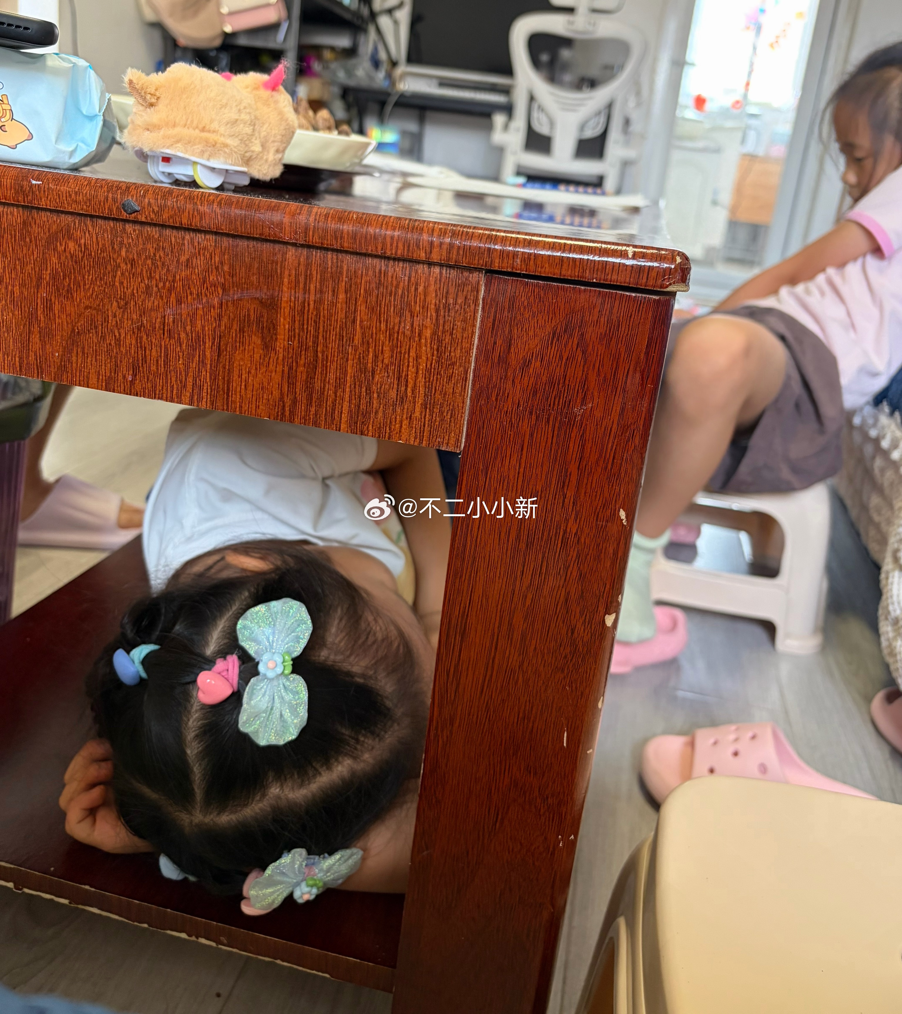 这种情况是不是揍一顿就好了
