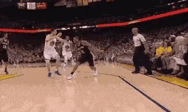 伦纳德玻璃属性的开端？ 