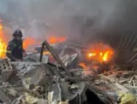 【以军的8日空袭让局势再次升级】
         4月8日这天，以色列对黎巴嫩