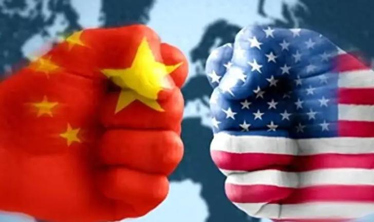 有网友说，美国的国策始终是限制中国，困住中国的手脚，倒并不一定是彻底消灭中国。