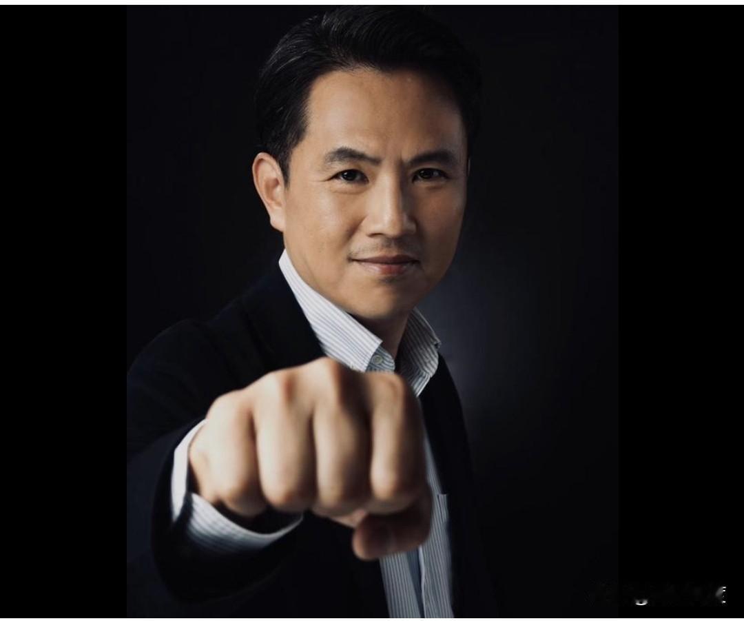 陈以信出手再打“毒苹果”，自曝午餐一杯咖啡，一只苹果！怒呛农药残留容许标准一次提