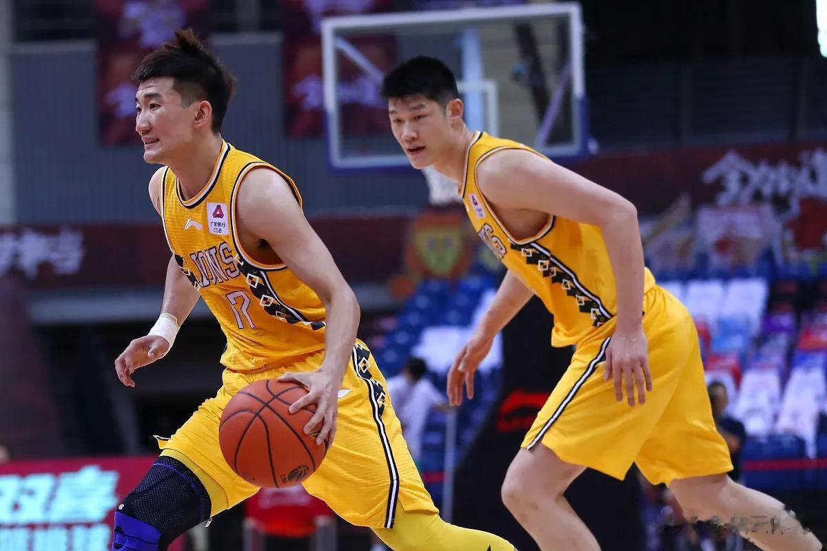 cba各大猜想

一、争冠集团有：
辽宁、新疆、深圳、广厦、浙江、上海

二、黑