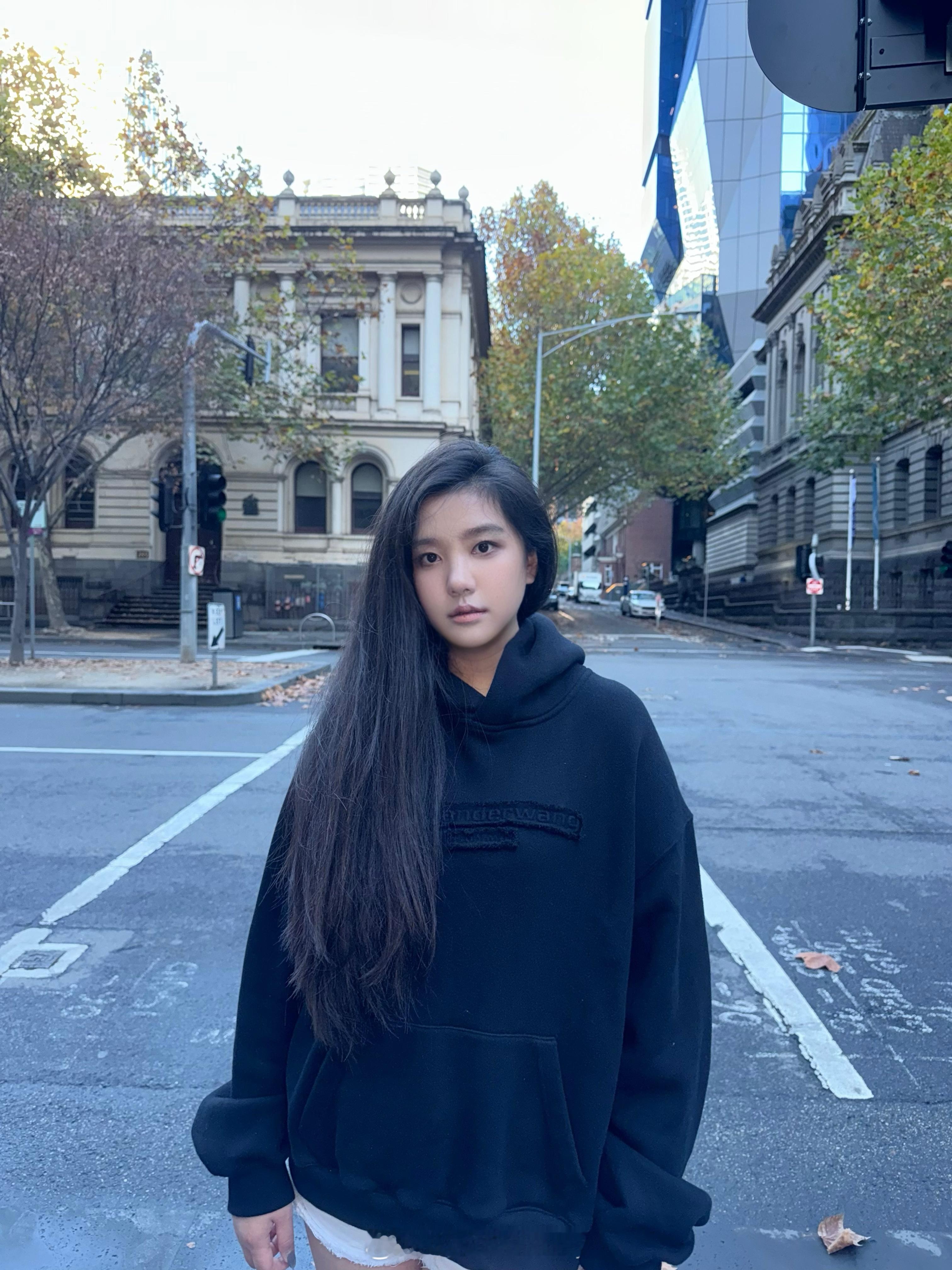 🖤  ​​​