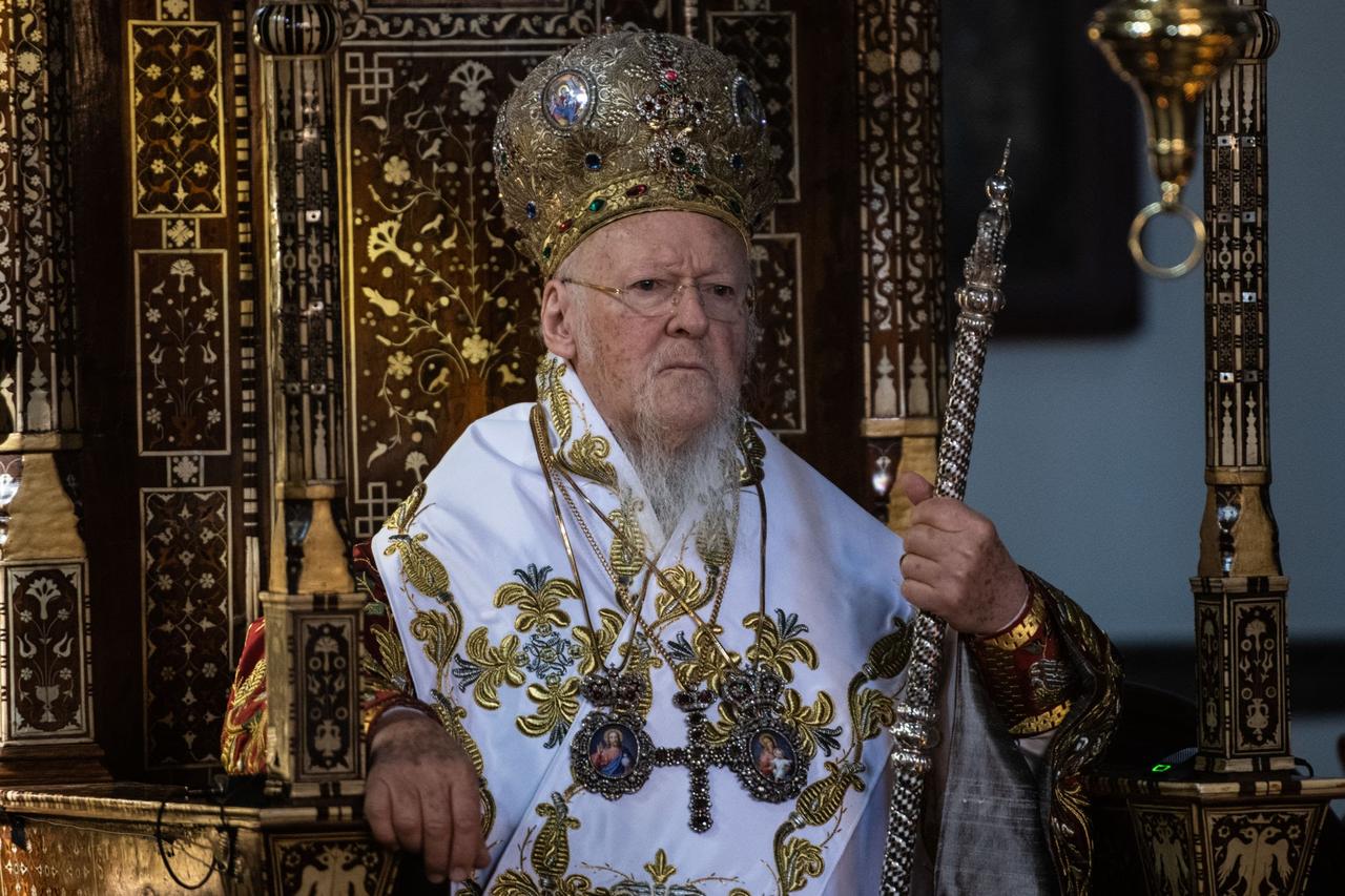 新闻快讯——俄罗斯对外情报局（SVR）警告：普世牧首巴塞洛缪或授予黑山未获承认教