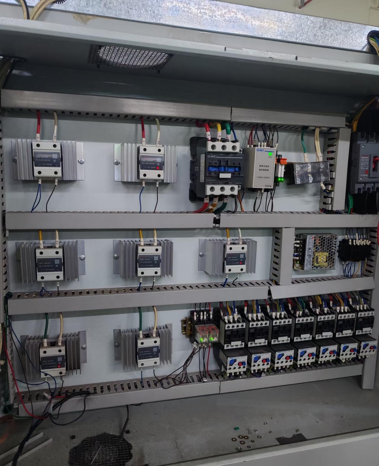 6800元一月招一个长期上晚班的机修电工，不知道这个工资能不能招到人，就是晚上8