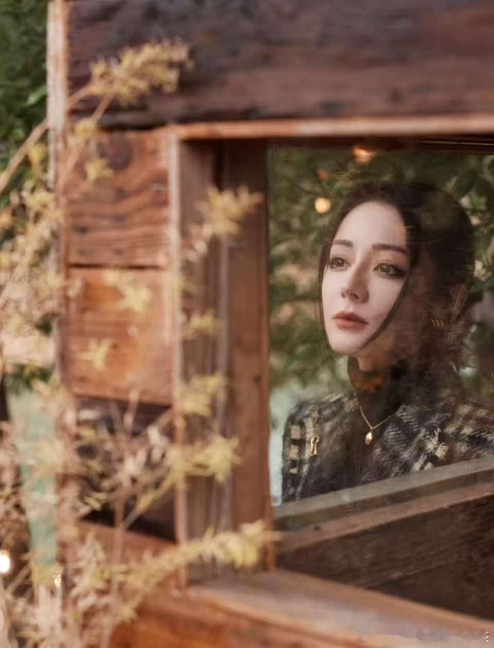 迪丽热巴行李已准备好出发去团建喽迪丽热巴去团建喽 看看 ​​​