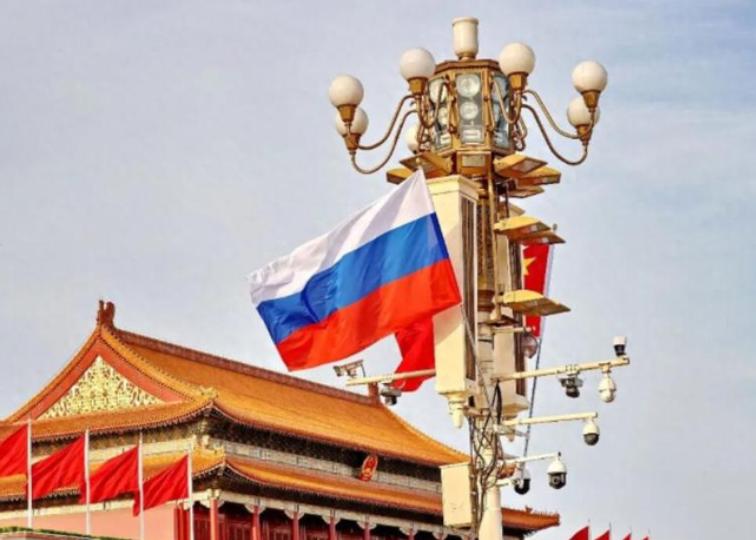 这次红利的风口并不在高楼林立的华尔街，而在全球发展中国家的广袤土地上。全球还有超