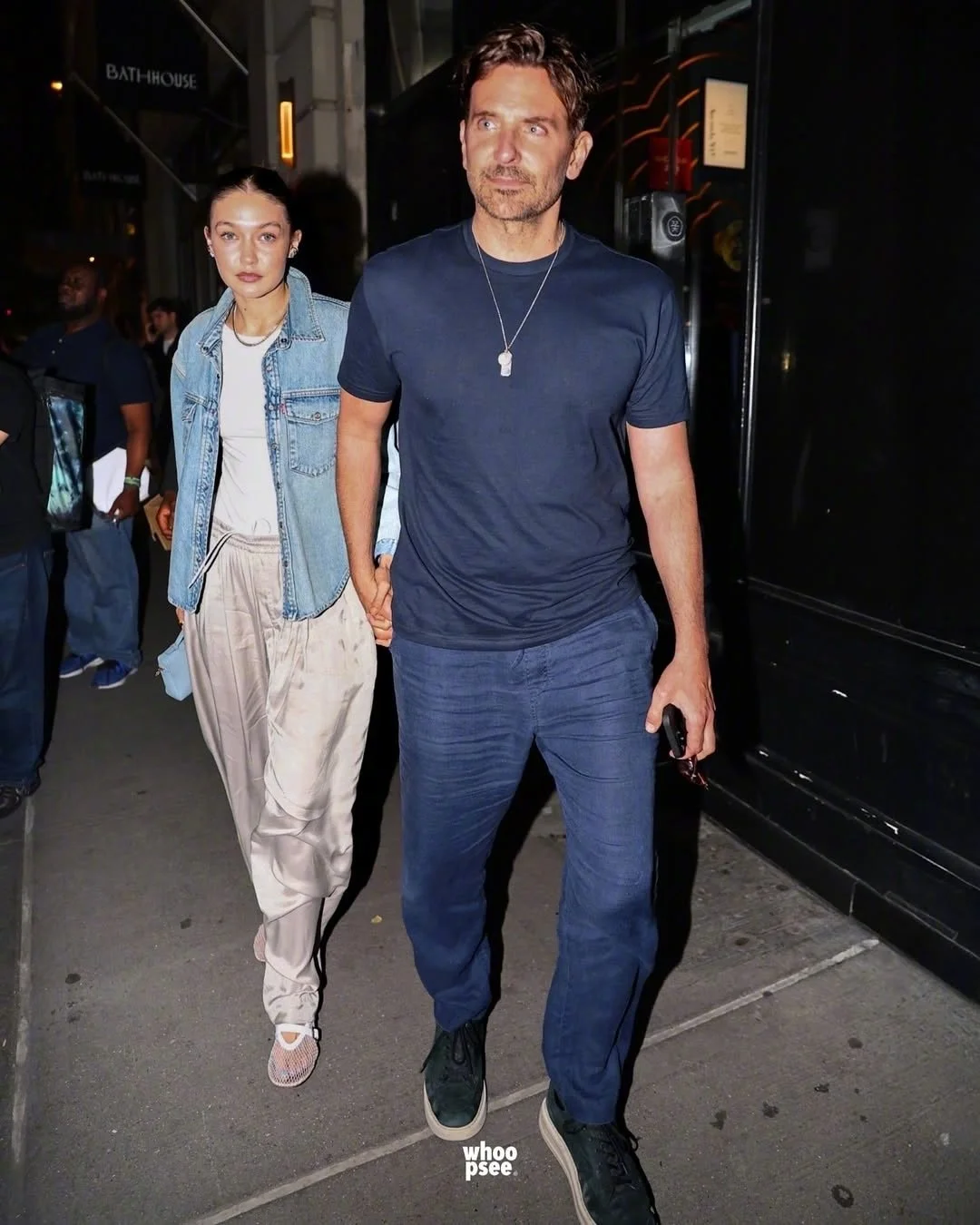 布莱德利·库珀及女友Gigi Hadid街拍！