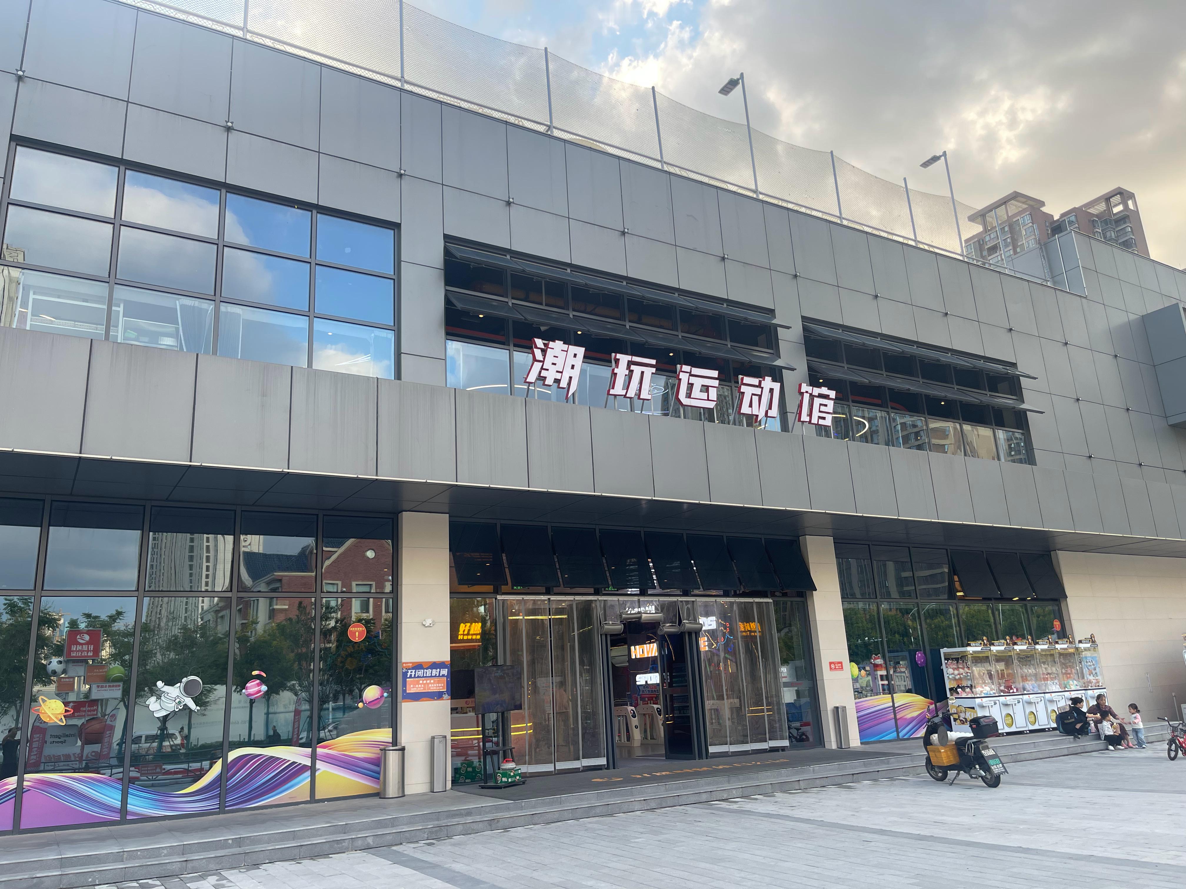 今日打卡青山 拿下 2014年A60一个面喷漆，亲人之间过户两次 7万多公里，极