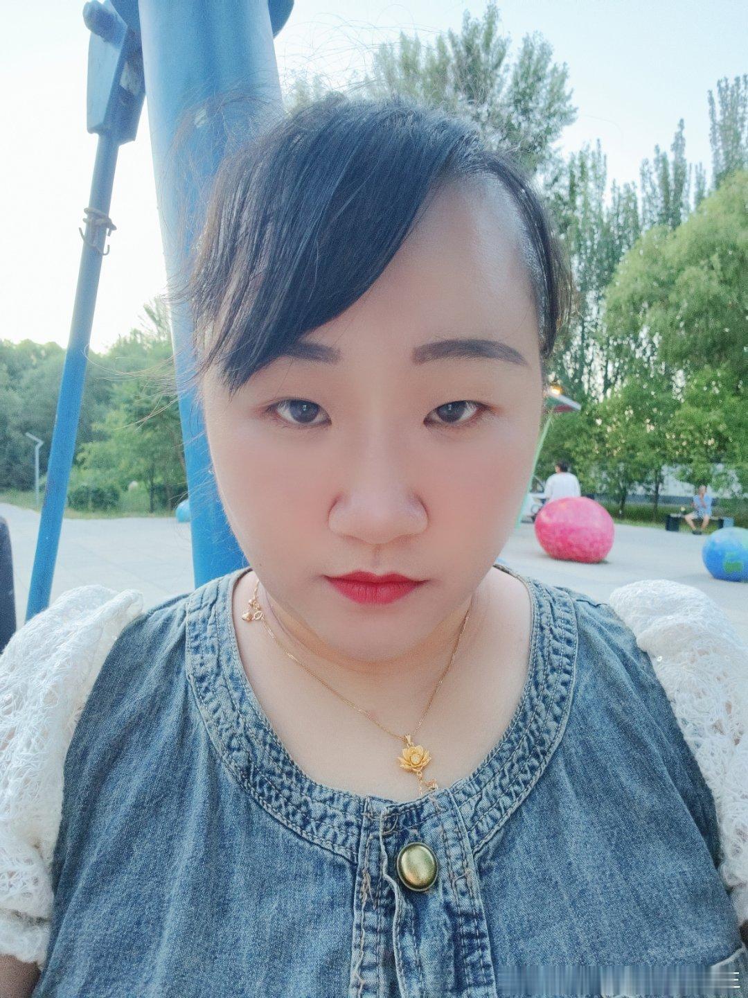 ໑ຼₒ₂₆生命最好的样子，是懂得渡生活的难，也懂得谢时光的暖，烟火人间，独善其身