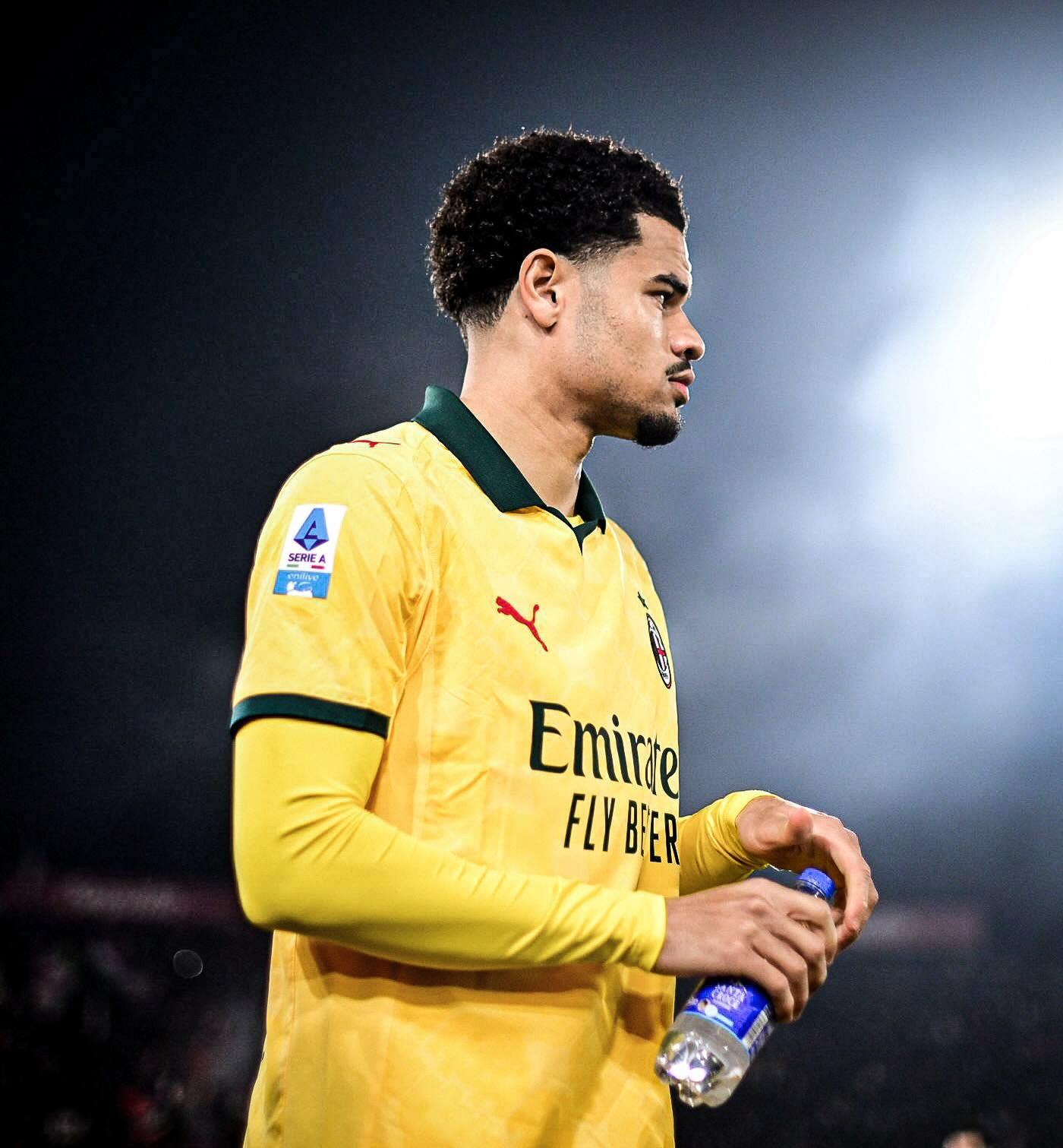 【阿特卡梅🇨🇭】 “继续加油！🏴”sempremilan