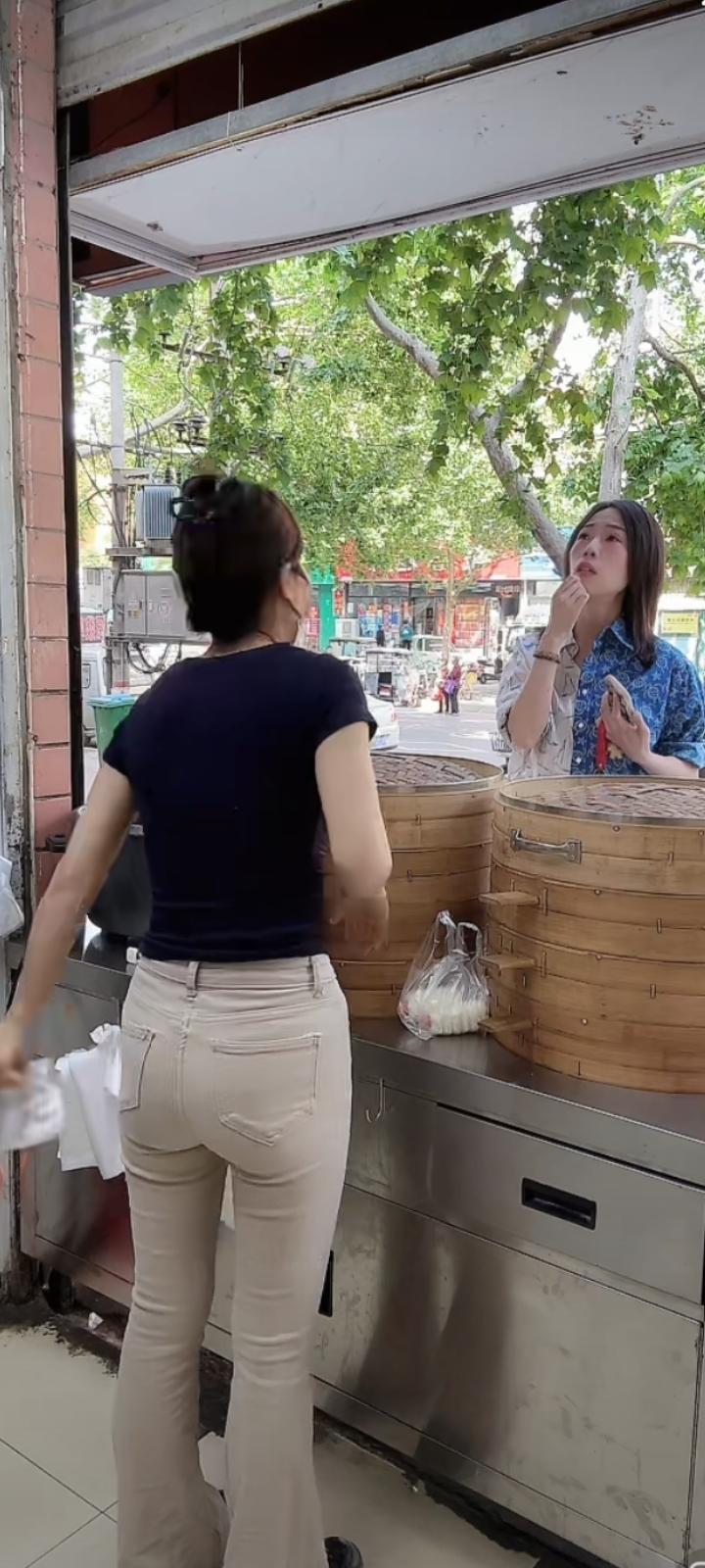 晒出你的本地生活人生本是一场漫长的跋涉，前路有风有雨，亦有温柔曙光。不必纠结过往