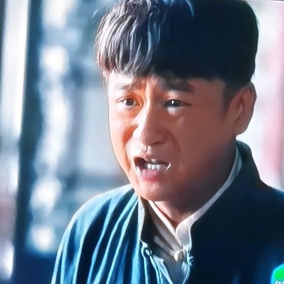 央视热播剧《八千里路云和月》里孟万福说服太爷去武汉这一段太精彩了！
孟万福想去武