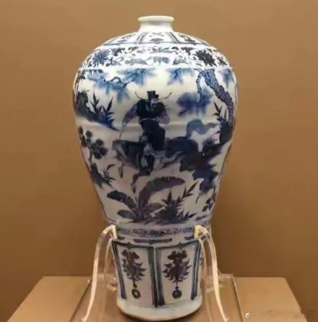 用2亿像素接住国宝浪漫 2亿像素的价值远超参数本身——它让青铜的冰凉触感、书画的