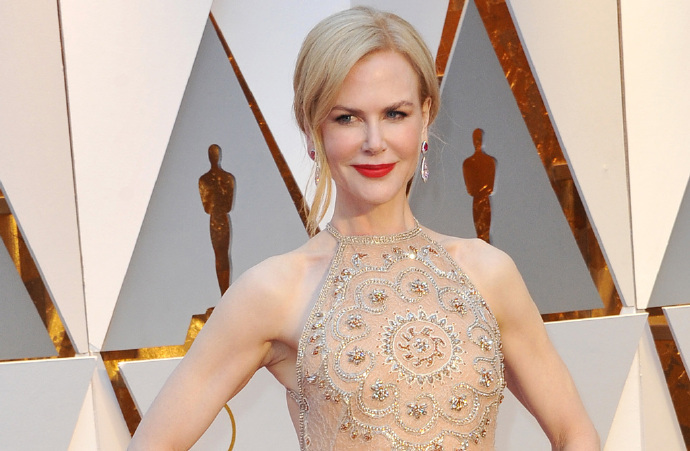 妮可基德曼首谈离婚现状妮可基德曼回应离婚 据外媒，妮可·基德曼首谈离婚后的现状。