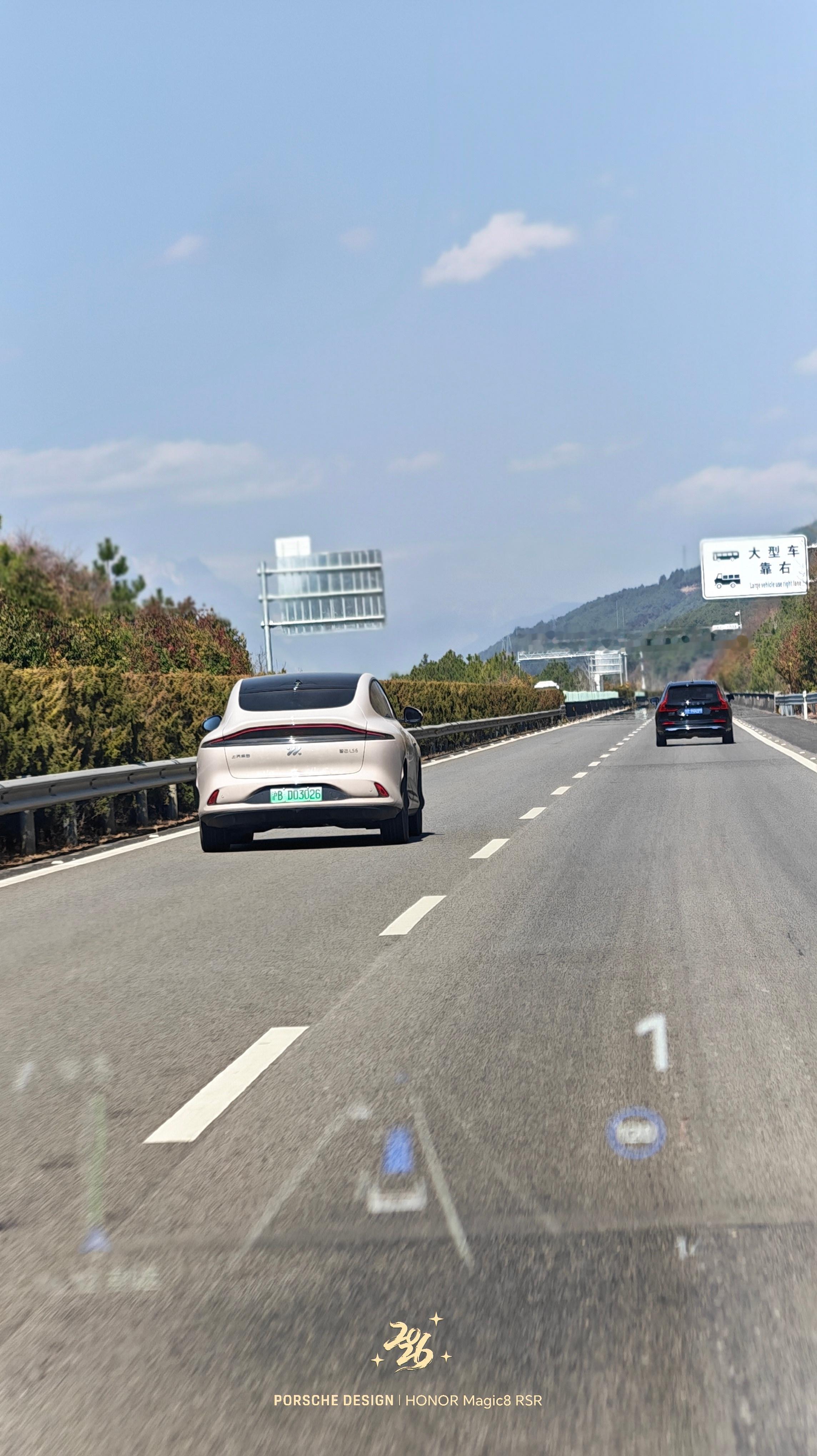 上海的朋友，开的真远啊 丽江·玉龙