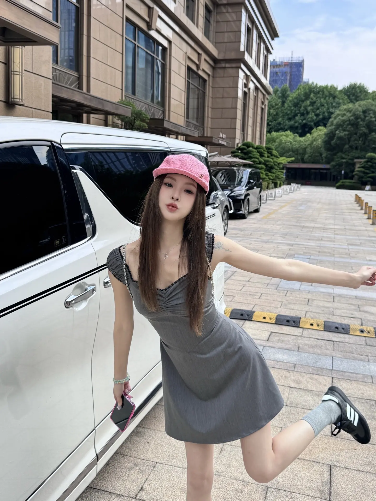 一个人是穿 两个人是搭。