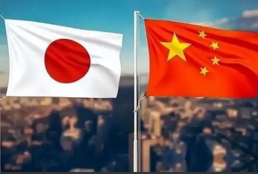 国内网友最近探讨出一个反制日本的狠招：借鉴俄罗斯的做法，直接对日本航班全面关闭我
