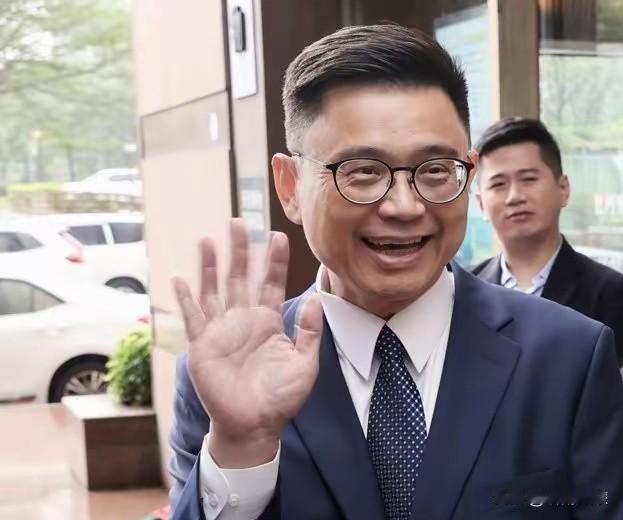 被指收受300万，帮特定财团牟利！赖瑞隆连忙发声！蓝营在28日指控此次参与高雄角