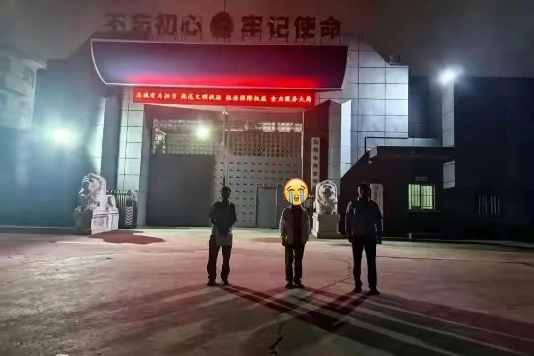 求锤得锤：酒蒙子酒醉连续拨打11次110，放话说“我太狂躁了，快来控制我”。昆明