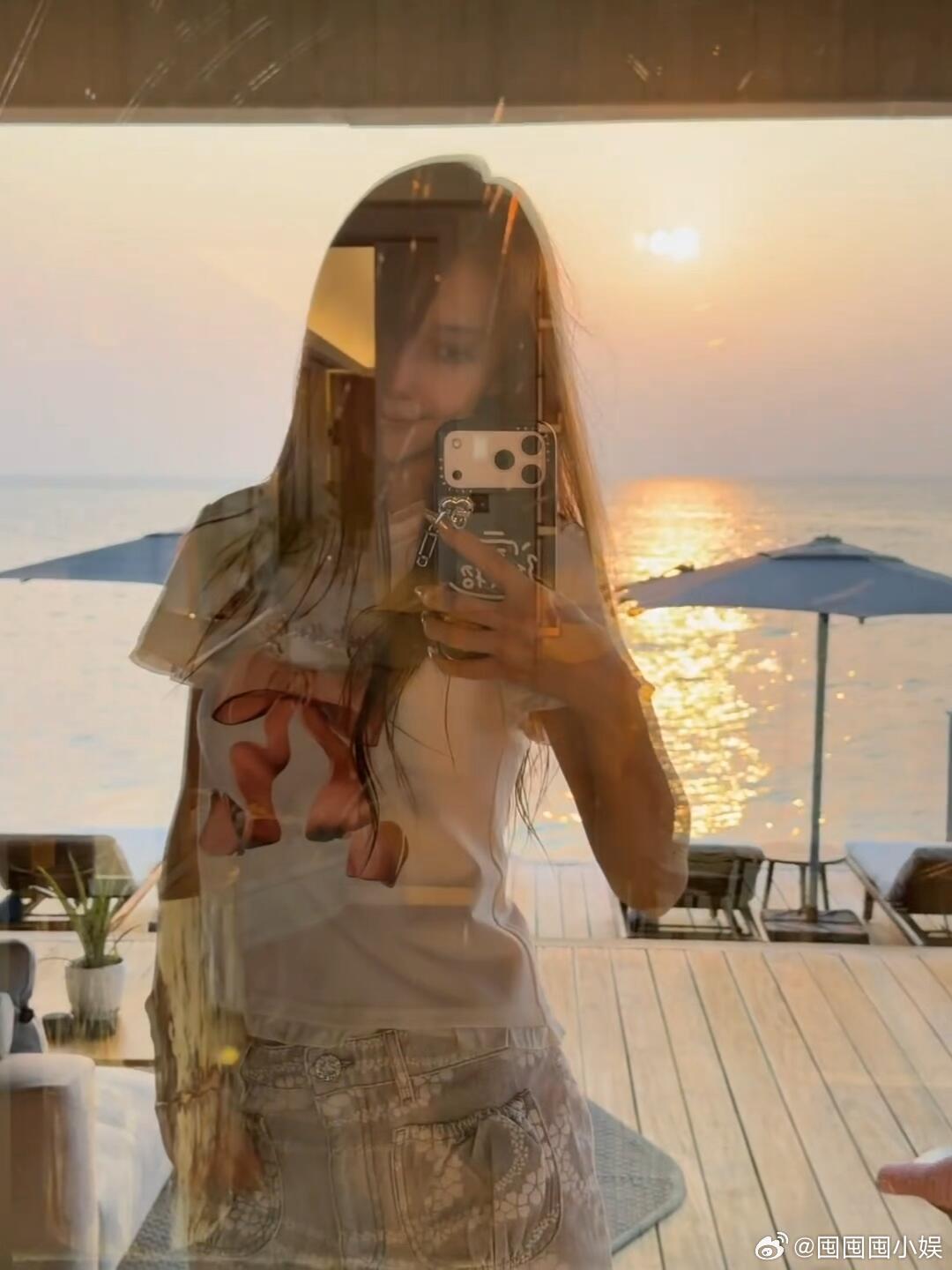 Angelababy度假lookAngelababy度假look，这和当年有啥区