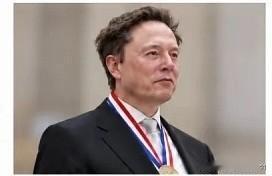 这次懂王搞了美国硬实力的科技奖颁奖，看来美国极其重视科技和实体技术工程能力芯片技