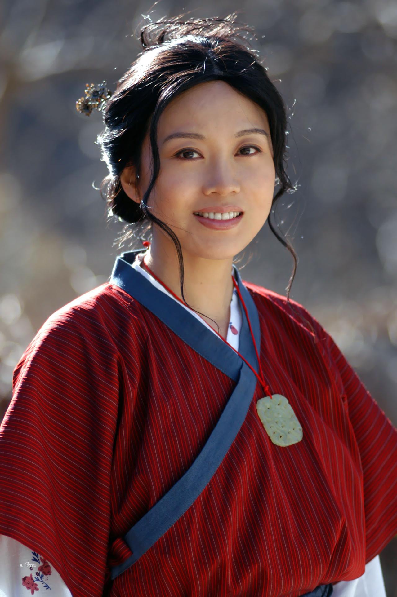 演员，闫妮说，离婚之后，我也没有说过前夫的不好，干嘛说人家不好啊，婚姻破裂，也许