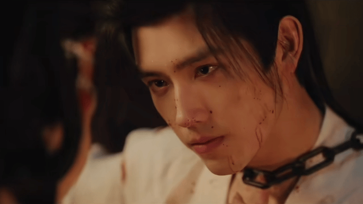 他是我的结咒人！他是我的所有物！摸下巴固然动人，但红衣灵主指尖抠住少年将军脖子上