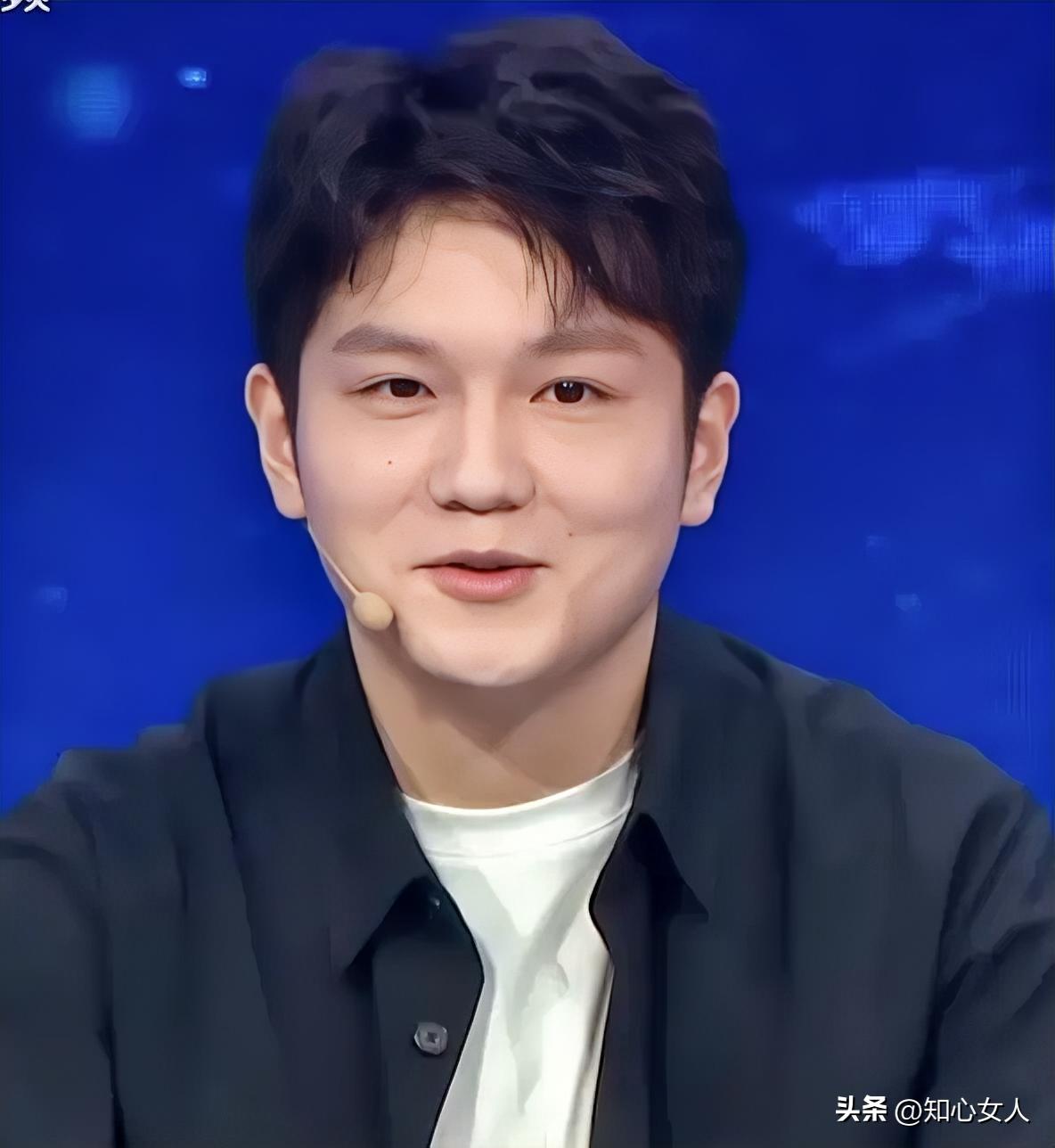 樊振东的情商还是太高了。
 
他作为嘉宾解说世界杯决赛。
 
不仅对西班牙的实力