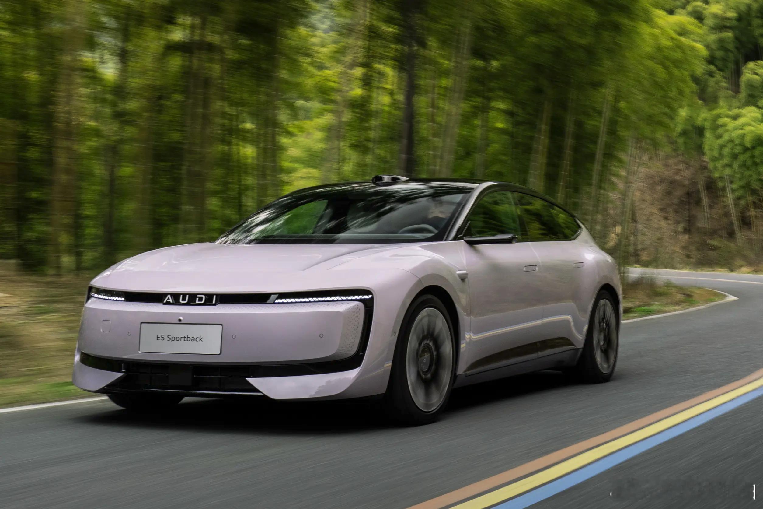 第一台带quattro的智能电动车 奥迪 E5 sportback 是我最近最喜
