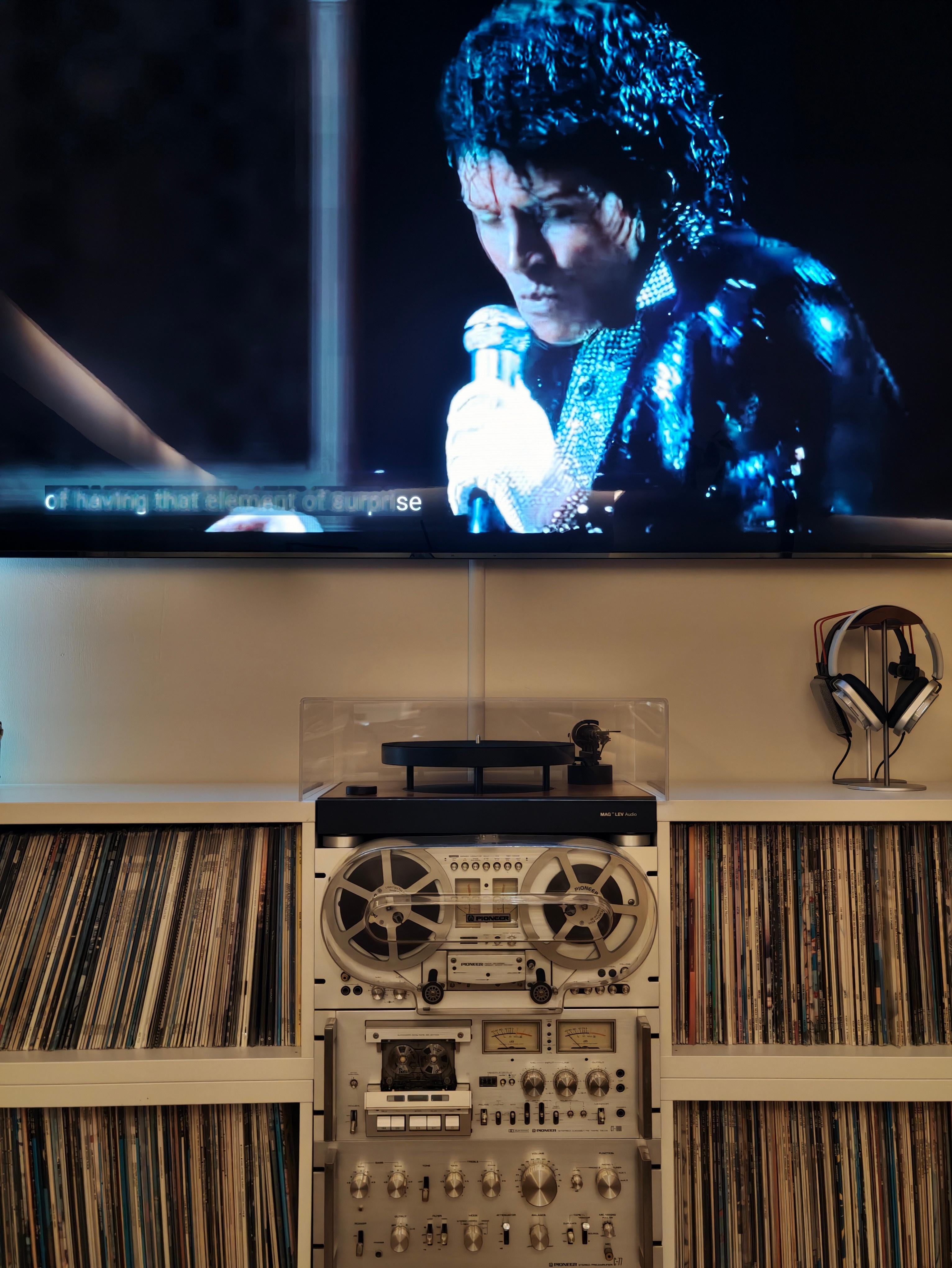 he sing,he dance, but most importantlyhe