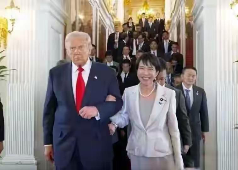 紧跟特朗普的高市，有没有好果子吃？

日本众议院选举，如了高市早苗的愿，也如了特