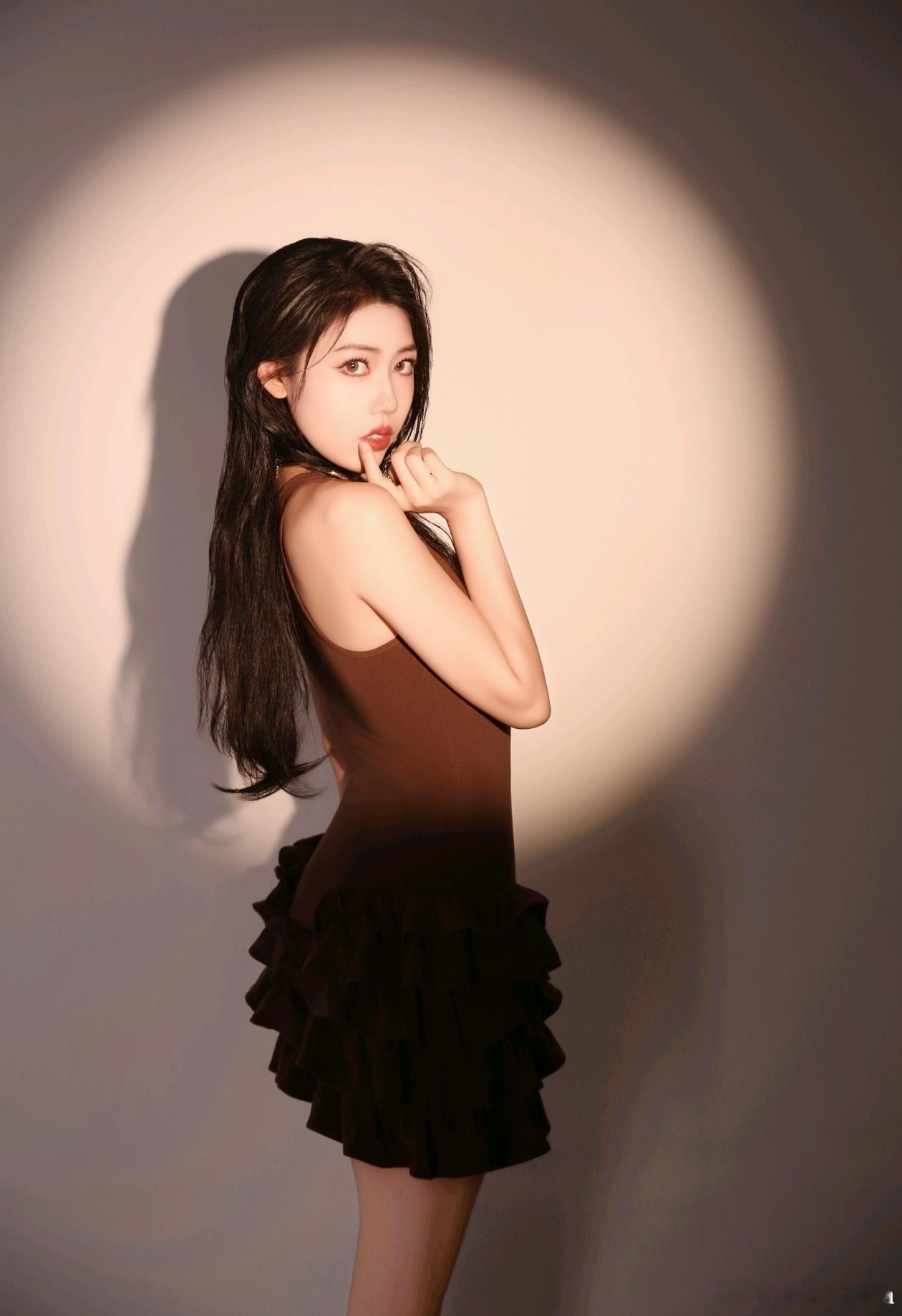 今天不工作 今天过生日热门美女生日快乐