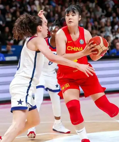 2026女篮世界杯分组出炉，东道主德国队直接哭晕在厕所。不仅没捞到好处，反而被塞