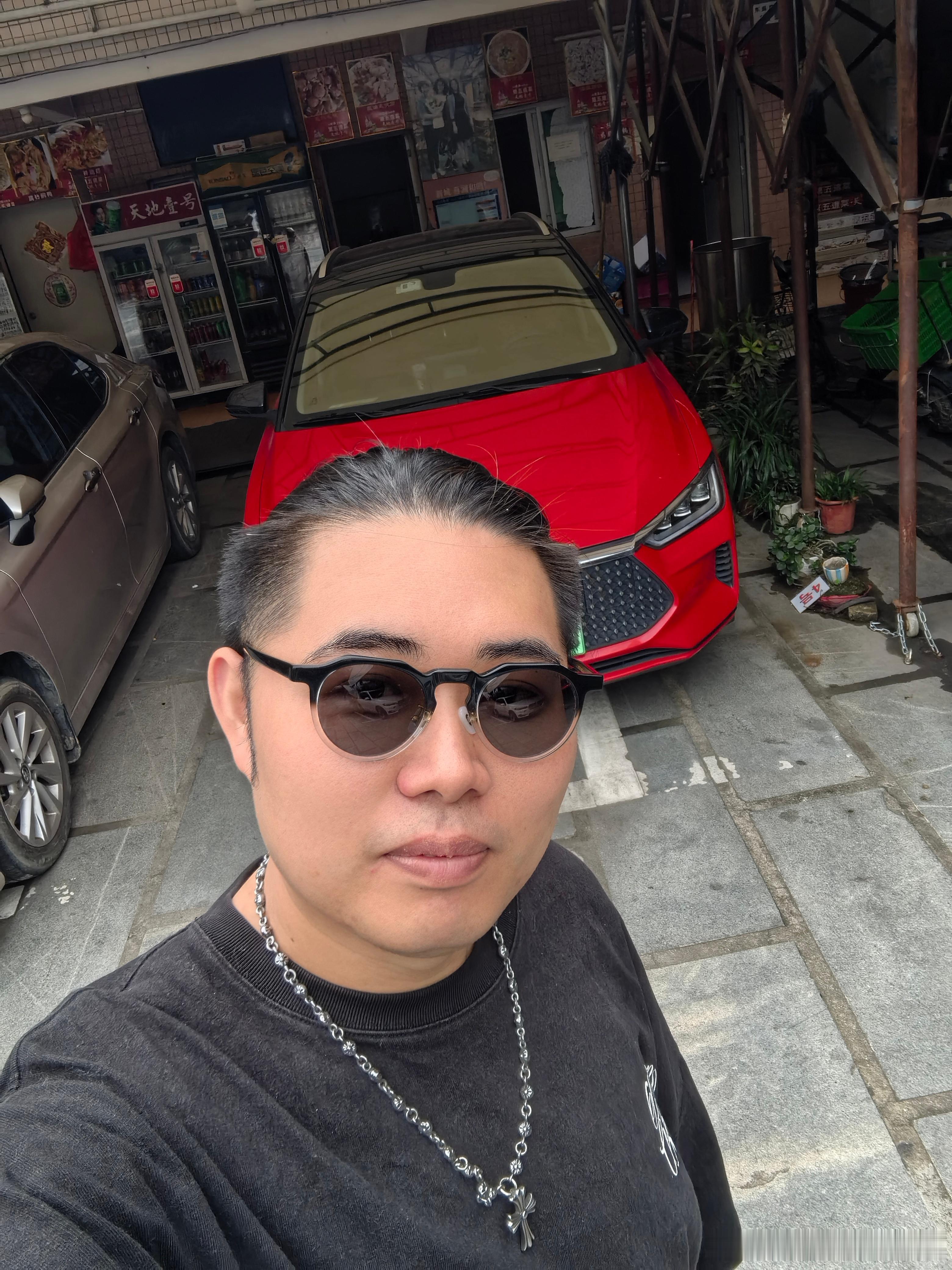 我最想做的事就是沙滩的旁边在沙滩的旁边嗨～无限洗脑～ 