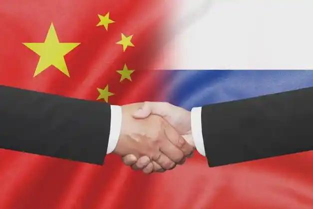 “中国将为‘中立’付出代价！”美国现在积极拉拢俄罗斯，就是断定中美一旦为东南亚问