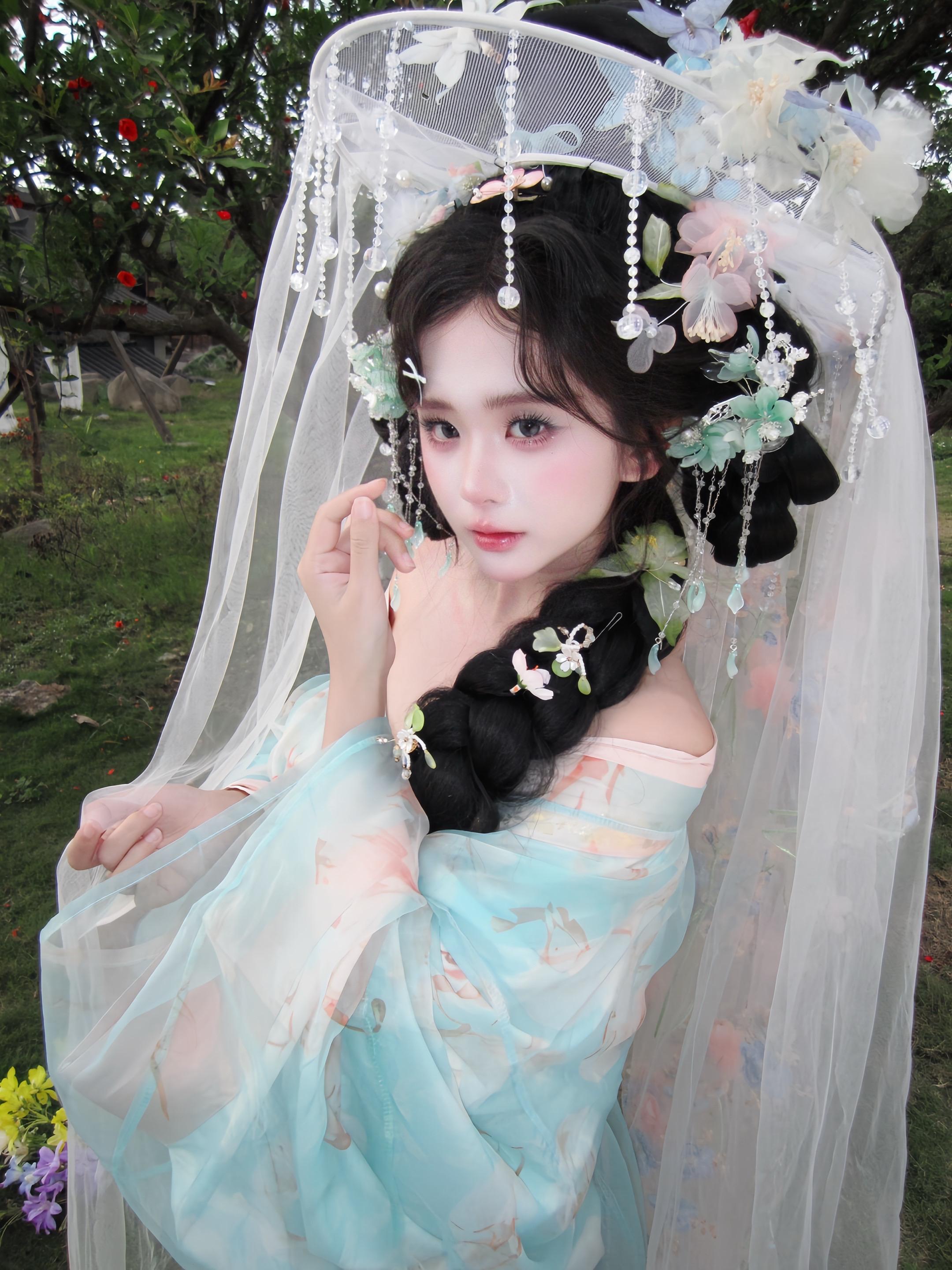 公子可否听我弹奏一曲？
