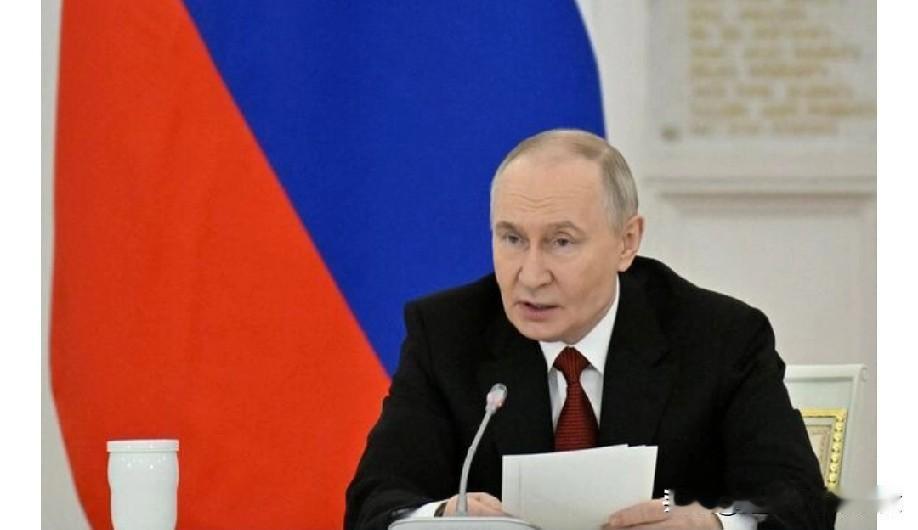 乌克兰首都基辅遭受俄罗斯大规模袭击！
2025年12月26日(路透社)-乌克兰首