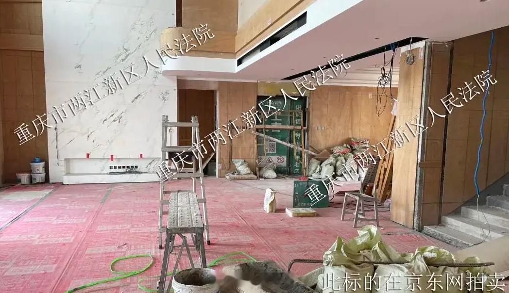 深圳蛇口半岛城邦三期顶复356平，7072万成交，单价19.8万。原业主涉及房产