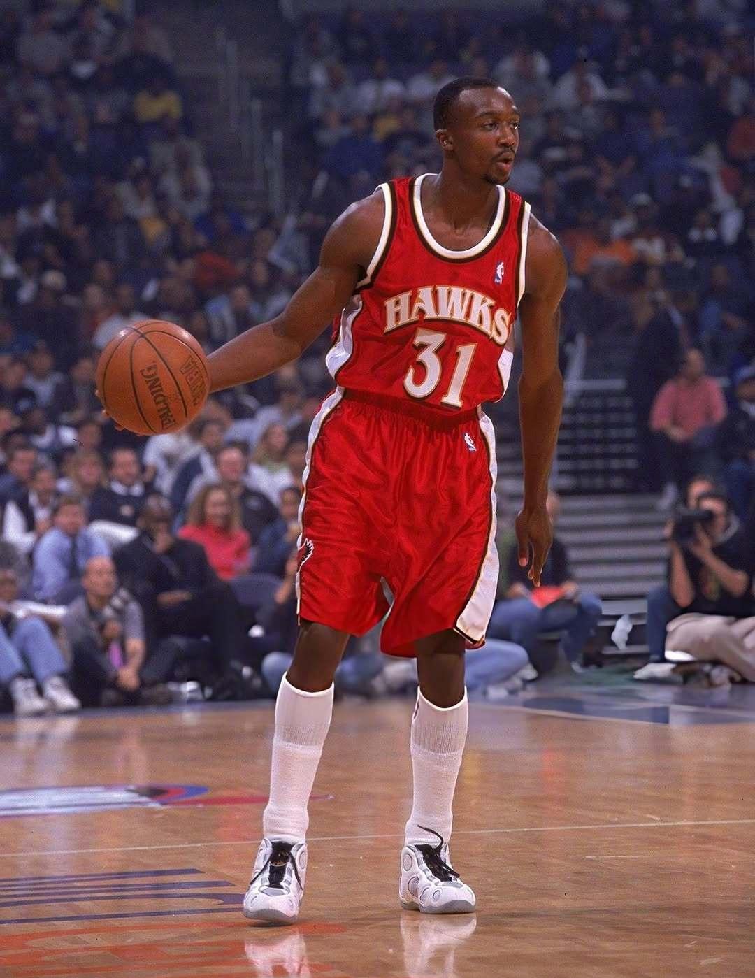 老照片，穿Converse的喷气机杰森·特里，谁认识这双？
@Autohao ​